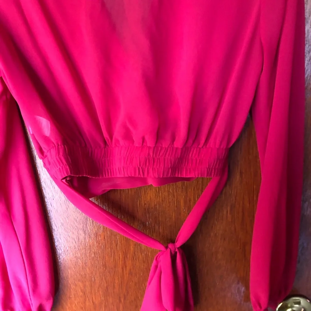 Red Chiffon Crop top - Picture 4 of 5